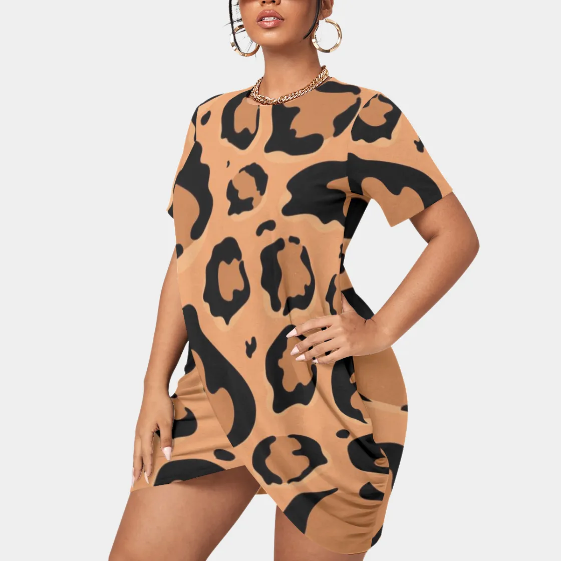 All-Over Print Women’s Stacked Hem Dress With Short Sleeve（Plus Size）